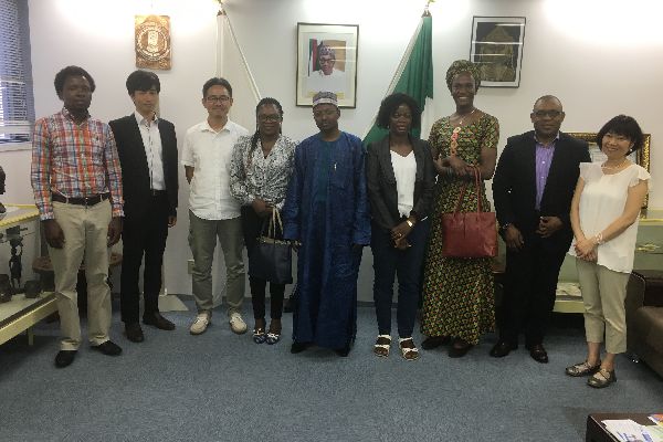 Temitope pays a courtesy call on Embassy of the Federal Republic of Nigeria in Japan
